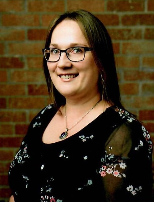 Headshot of Veronique